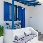 بيت للعطل Aitheras Luxury