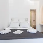 بيت للعطل Aitheras Luxury